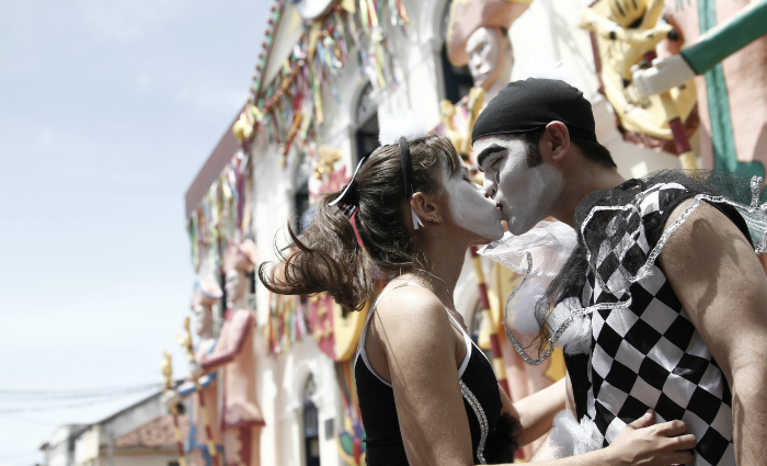 Ap&oacute;s a infec&ccedil;&atilde;o, bastante comum no per&iacute;odo carnavalesco, o v&iacute;rus tem de 30 a 45 dias para come&ccedil;ar a apresentar os sintomas. Foto: Blenda Alcantara/DP/Foto: Blenda Alcantara/DP