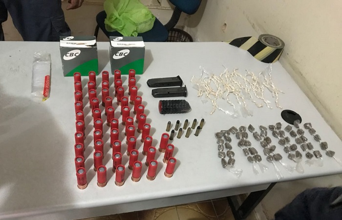 Material foi encontrado na tarde desta segunda-feira. Foto: Polícia Civil/Divulgação/Material foi encontrado na tarde desta segunda-feira. Foto: Polícia Civil/Divulgação Material foi encontrado na tarde desta segunda-feira. Foto: Polícia Civil/Divulgação/Material foi encontrado na tarde desta segunda-feira. Foto: Polícia Civil/Divulgação