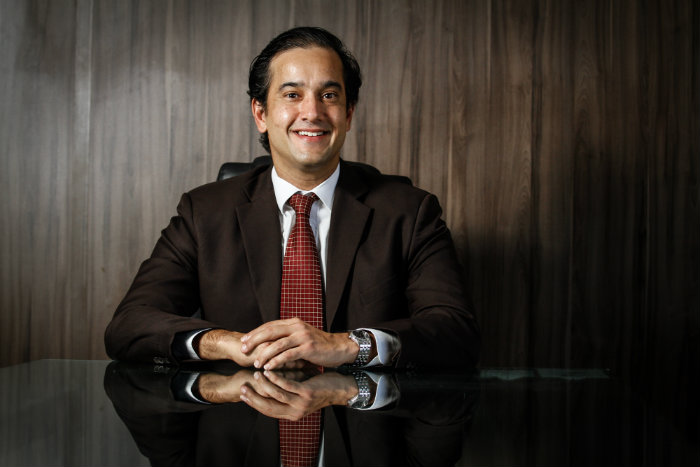 O presidente da OAB-PE, Ronnie Duarte, afirma que o Anuidade Zero será expandido em breve para outros estados e abraçará novos parceiros. Crédito: Rafael Martins/Estúdio DP/ O presidente da OAB-PE, Ronnie Duarte, afirma que o Anuidade Zero será expandido em breve para outros estados e abraçará novos parceiros. Crédito: Rafael Martins/Estúdio DP/