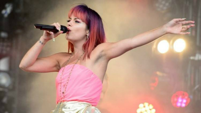 Músicas da cantora são marcadas pelo tom irônico. Foto: AFP/Reprodução/ Músicas da cantora são marcadas pelo tom irônico. Foto: AFP/Reprodução/
