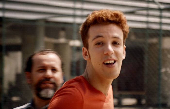 Jo&atilde;o C&ocirc;rtes que ficou conhecido como 'ruivo da Vivo' &eacute; protagonista de v&iacute;deo da Nextel. Foto: Youtube/Reprodu&ccedil;&atilde;o/