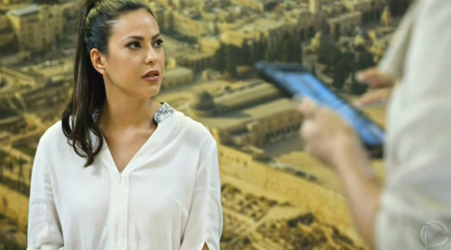 Adri Lima interpreta uma arqueóloga em Apocalipse. Foto: Record/Divulgação/ Adri Lima interpreta uma arqueóloga em Apocalipse. Foto: Record/Divulgação/