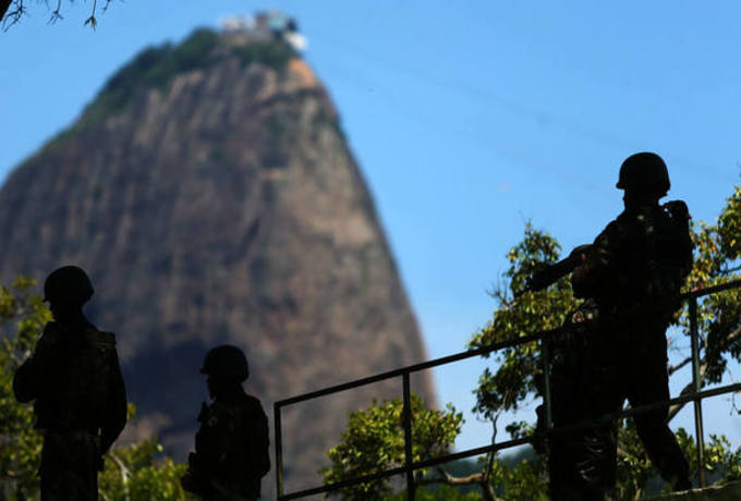 A organiza&ccedil;&atilde;o do ato &eacute; da Associa&ccedil;&atilde;o Somos Todos Sangue Azul - Foto: Ag&ecirc;ncia Brasil/