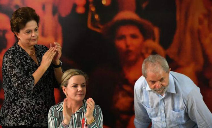 A ideia da legenda &eacute; manter a pr&eacute;-candidatura de Lula. Foto: Nelson Almeida/AFP/Foto: Nelson Almeida/AFP
