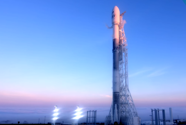 O projeto Iridium substituir&aacute; a maior rede de sat&eacute;lites comerciais do mundo em &oacute;rbita baixa da Terra. Foto: Spacex/Divulga&ccedil;&atilde;o/