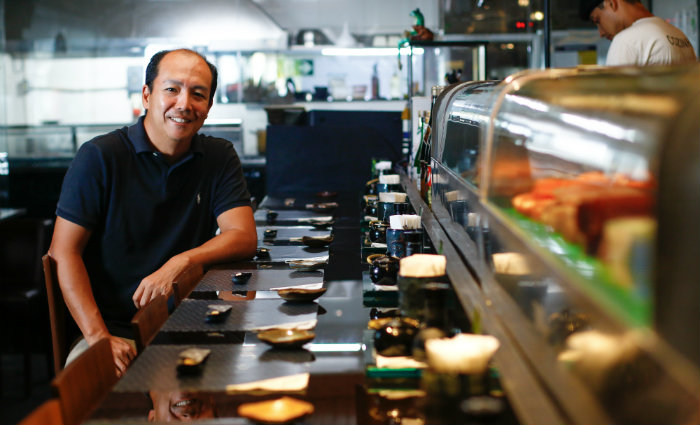 Saburá está à frente, atualmente, do Taberna Japonesa Quina do Futuro, Sumô, Sushi Yoshi e Tokyo's Café. Foto: Marlon Diego/Esp DP/Foto: Marlon Diego/Esp DP Saburá está à frente, atualmente, do Taberna Japonesa Quina do Futuro, Sumô, Sushi Yoshi e Tokyo's Café. Foto: Marlon Diego/Esp DP/Foto: Marlon Diego/Esp DP