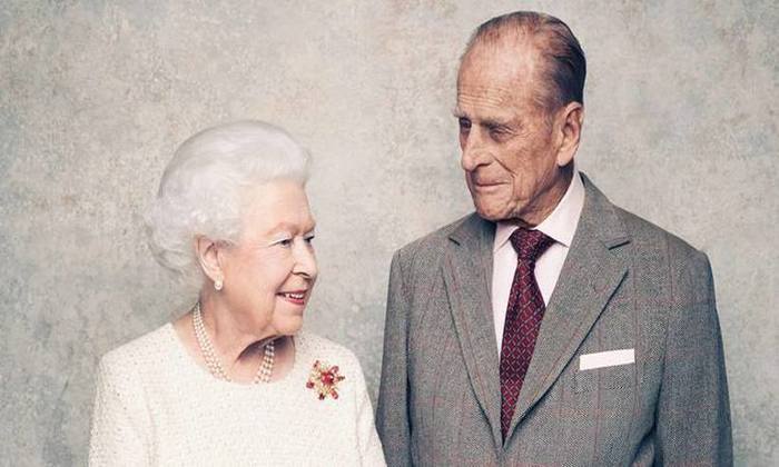 O marido da rainha Elizabeth II da Inglaterra foi hospitalizado nesta terça-feria. Foto: Matt Holyoak/ Buckingham Palace/ Camerapress/ O marido da rainha Elizabeth II da Inglaterra foi hospitalizado nesta terça-feria. Foto: Matt Holyoak/ Buckingham Palace/ Camerapress/