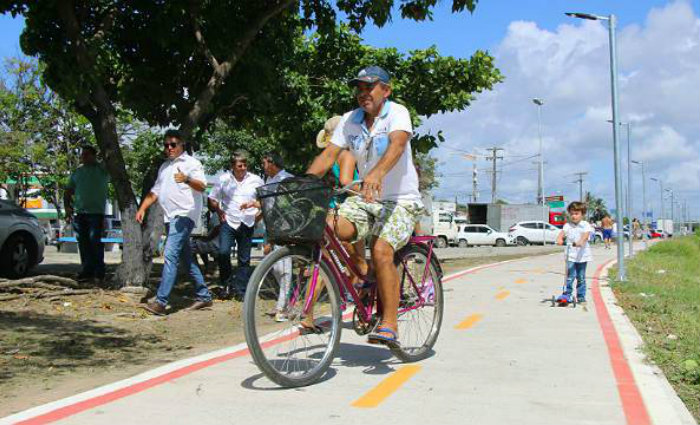 Somente nos primeiros sete dias do período de testes, cerca de 4.800 ciclistas usaram o trecho correspondente ao segundo trecho do Eixo Cicloviário Camilo Simões. Foto: Alice Mafra/divulgação PMO/