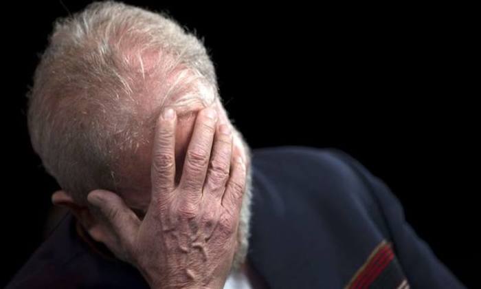 O ex-presidente foi condenado em segunda instância pelo Tribunal Regional da 4ª Região a 12 anos e um mês de prisão. Foto: Mauro Pimentel/AFP/ O ex-presidente foi condenado em segunda instância pelo Tribunal Regional da 4ª Região a 12 anos e um mês de prisão. Foto: Mauro Pimentel/AFP/