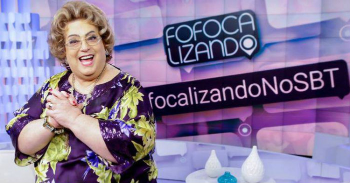 Em setembro, a apresentadora foi internada após ter dificuldades para andar (foto: Reprodução/Twitter)/