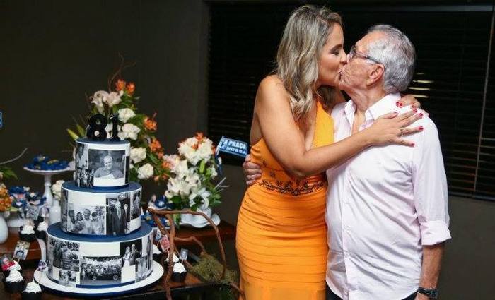 Carlos Alberto e Renata estão juntos há um ano e meio. Foto: Reprodução/Instagram/