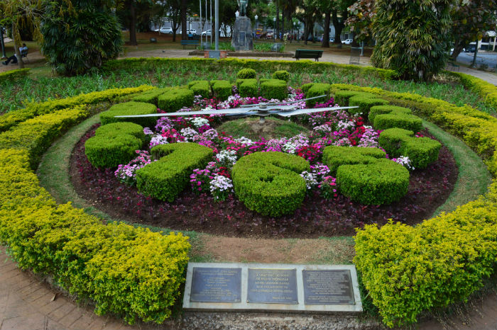 Relógio de flores é atração na cidade. Foto: Divulgação.