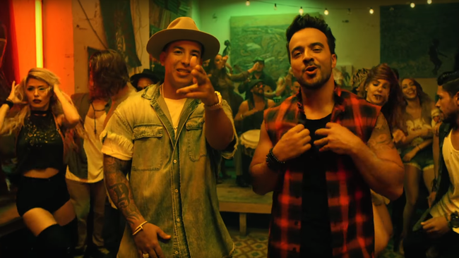 A vida de Fonsi mudou desde 12 de janeiro de 2017, quando o single foi lan&ccedil;ado no ver&atilde;o no hemisf&eacute;rio sul. Foto: Reprodu&ccedil;&atilde;o/Youtube/