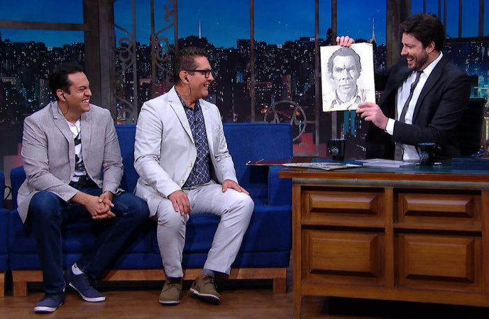 Esteban e Miguel Valdés, filho e neto do Seu Madruga, deram uma entrevista para o 'The Noite', do SBT (foto: SBT/Reprodução)/ Esteban e Miguel Valdés, filho e neto do Seu Madruga, deram uma entrevista para o 'The Noite', do SBT (foto: SBT/Reprodução)/