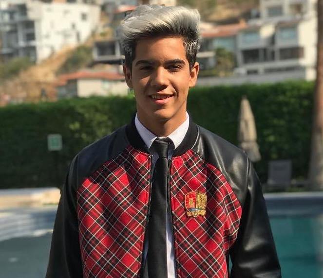 O brasileiro Flávio Nogueira foi escolhido em um concurso da rede social Musical.ly. Foto: Reprodução/Instagram