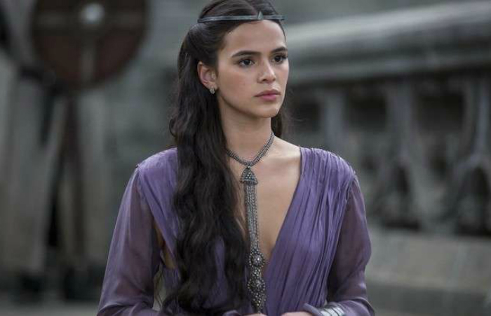 Papel em Deus Salve o Rei marca a estreia de Bruna Marquezine como vilã. Foto: Globo/Reprodução/ Papel em Deus Salve o Rei marca a estreia de Bruna Marquezine como vilã. Foto: Globo/Reprodução/