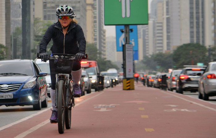 A partir do uso da bicicleta, seria possível, segundo o estudo, reduzir o fator de risco da falta de atividade física para aparecimento de diabetes e doenças cardiovasculares. Foto: Rovena Rosa/Agência Brasil/ A partir do uso da bicicleta, seria possível, segundo o estudo, reduzir o fator de risco da falta de atividade física para aparecimento de diabetes e doenças cardiovasculares. Foto: Rovena Rosa/Agência Brasil/