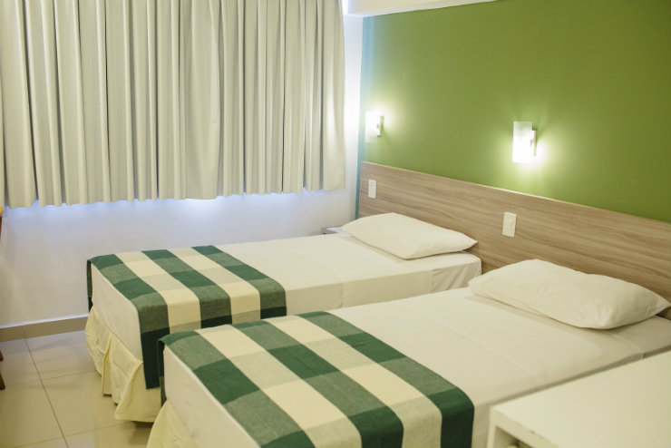 Para usufruir do subsídio, a única condição é estar em dia com o pagamento da anuidade da OAB e apresentar a carteira da Ordem. Na foto, acomodações do Vela Branca Praia Hotel. Foto: CAAPE/Divulgação/ Para usufruir do subsídio, a única condição é estar em dia com o pagamento da anuidade da OAB e apresentar a carteira da Ordem. Na foto, acomodações do Vela Branca Praia Hotel. Foto: CAAPE/Divulgação/