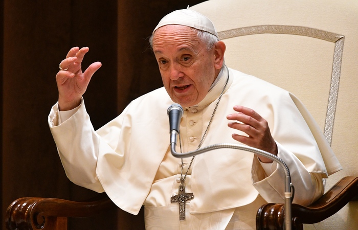 Papa Francisco aceitou nesta segunda  a renúncia de 34 bispos chilenos feita em maio deste ano.  Foto: Vincenzo Pint/AFP/