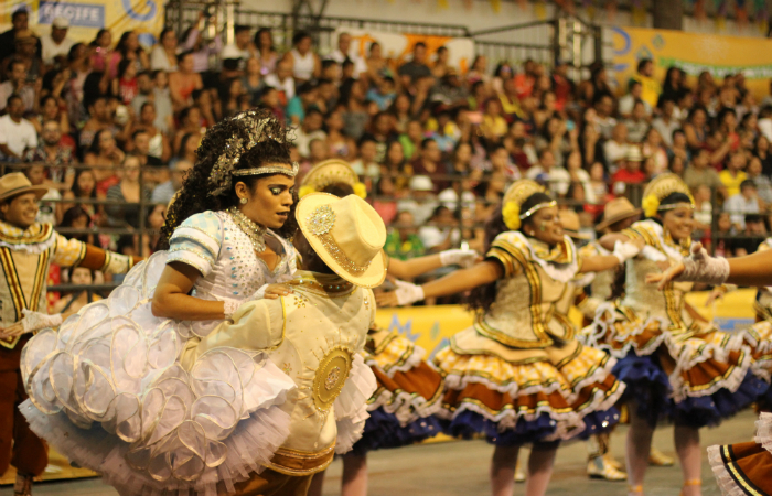 A última da noite foi a Junina Raio de Sol, do bairro de Águas Compridas, em Olinda. Foto: Samuel Calado/Esp.DP