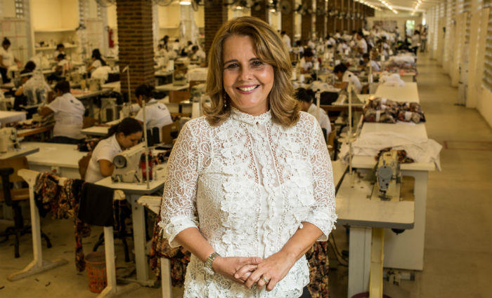 Mércia Moura iniciou a confecção em 1985 e hoje atende a todo o país e também já iniciou exportação. Foto: Rodrigo Lobo/Divulgação/Foto: Rodrigo Lobo/Divulgação Mércia Moura iniciou a confecção em 1985 e hoje atende a todo o país e também já iniciou exportação. Foto: Rodrigo Lobo/Divulgação/Foto: Rodrigo Lobo/Divulgação