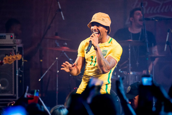 O cantor Nego do Borel foi atração do Bud Besament neste domingo, no Recife. Foto: Thiago Britto/Divulgação/