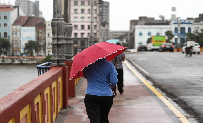 Na Região Metropolitana do Recife já foi possível sentir a diferença térmica no começo da manhã, com vento mais frio. Foto: Marlon Diego/DP () Na Região Metropolitana do Recife já foi possível sentir a diferença térmica no começo da manhã, com vento mais frio. Foto: Marlon Diego/DP/