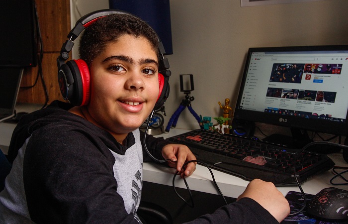 João Gabriel mantém um canal que foca nos games e já tem 40 mil visualizações. Foto: Thalyta Tavares / Esp. DP/