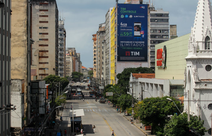 Exemplar do Diario nos Bairros traz matérias que resgatam e aprofundam a história da Boa Vista. Foto: Thalyta Tavares/Esp.DP/ Exemplar do Diario nos Bairros traz matérias que resgatam e aprofundam a história da Boa Vista. Foto: Thalyta Tavares/Esp.DP/