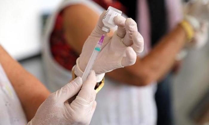 Vacinação contra os tipos A e B da doença é necessária para o tratamento da hepatite C, que causa lesões ao fígado. Foto: Arquivo/Agência Brasil/ Vacinação contra os tipos A e B da doença é necessária para o tratamento da hepatite C, que causa lesões ao fígado. Foto: Arquivo/Agência Brasil/