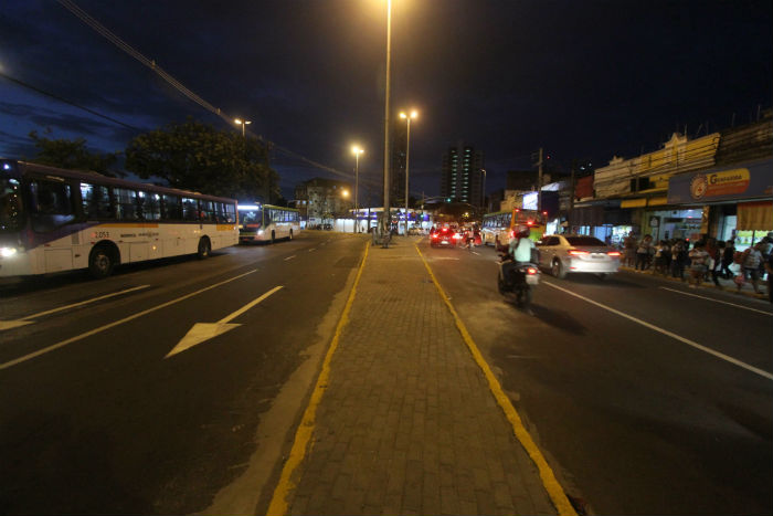 Trecho da Avenida João de Barros será mão única sentido Centro. Fotos: Nando Chiappetta/DP./