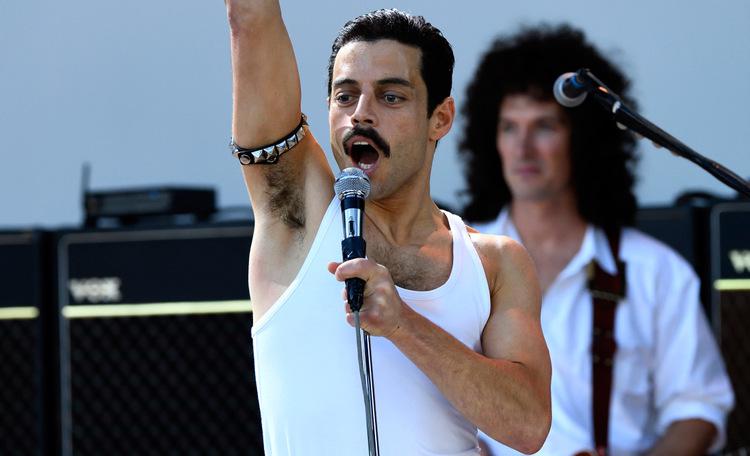 Remi Malek na pele de Freddie Mercury no filme 'Bohemian Rhapsody'. Foto: Universal Pictures/Reprodu&ccedil;&atilde;o/