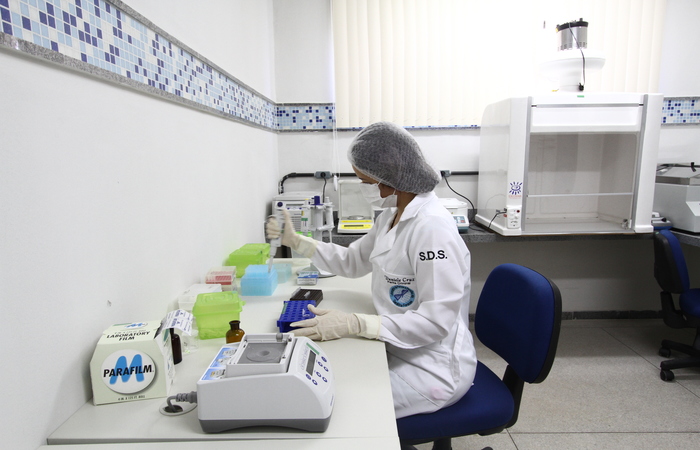 No local, j&aacute; funcionava laborat&oacute;rio que realizava testes de DNA em vest&iacute;gios relacionados &agrave;s investig&ccedil;&otilde;es. Foto: Alcione Ferreira/DP/