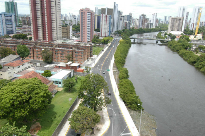 Beira Rio pode ser salvação na revisão das ilhas que passam na Real da Torre. Foto: Alcione Ferreira/DP/ Beira Rio pode ser salvação na revisão das ilhas que passam na Real da Torre. Foto: Alcione Ferreira/DP/