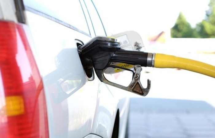 Outro fator que impulsiona o preço da gasolina é o consumo do combustível no exterior. Foto: Reprodução/Pixabay