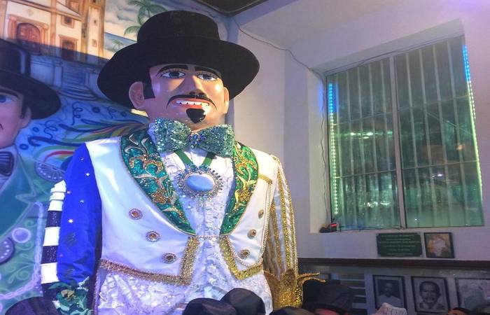 Gigante posicionado para a saída no carnaval deste ano. Foto: Italo França/Divulgação