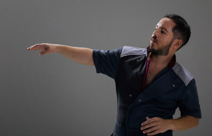 Somos foi produzido ao lado de Guilherme Assis e Ricardo Fraga, parceiros de Barro desde a estreia solo em Mioc&aacute;rdio./Foto: Louise Vas/Divulga&ccedil;&atilde;o