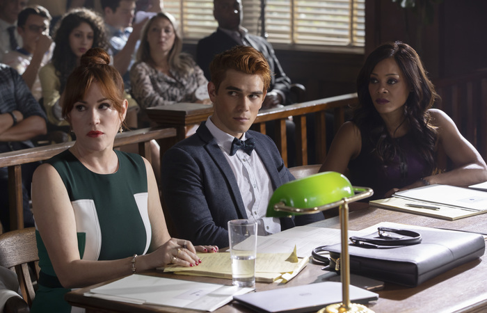 Novos episódios irão mostrar Archie (K.J. Apa) enfrentando julgamento por assassinato que não cometeu. Foto: Warner Bros./Divulgação/