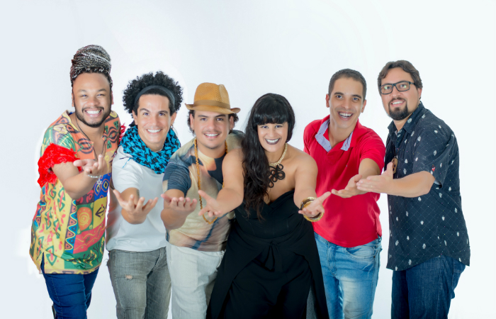 A Roda MPB Recife é composta pelos cantores Michelle Monteiro, Thiago Paiva, Cleyton Moreno e Wendell Francel, que são acompanhados pelo violonista JP Andrade e pelo percussionista Mario Filgueiras. Foto: Helane Medeiros/Divulgação/ A Roda MPB Recife é composta pelos cantores Michelle Monteiro, Thiago Paiva, Cleyton Moreno e Wendell Francel, que são acompanhados pelo violonista JP Andrade e pelo percussionista Mario Filgueiras. Foto: Helane Medeiros/Divulgação/