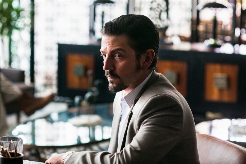 Diego Luna interpreta F&eacute;lix Gallardo, o dono do Cartel de Guadalajara. Foto: Divulga&ccedil;&atilde;o/Netflix/