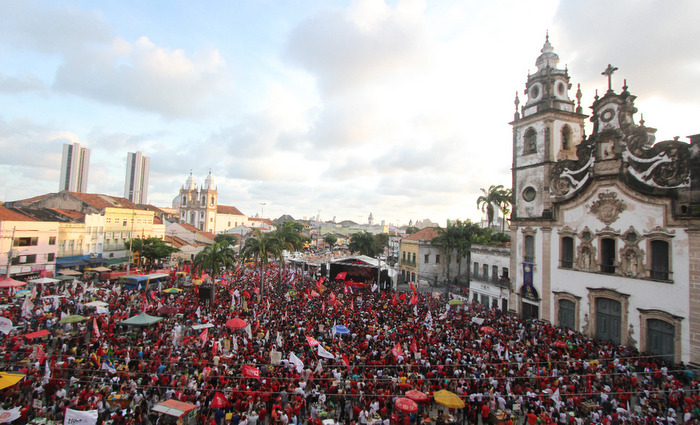 Pátio do Carmo, no Centro do Recife, foi escolhido para encerramento da campanha de Haddad em Pernambuco. Foto: Leo Malafaia/Especial DP/ Pátio do Carmo, no Centro do Recife, foi escolhido para encerramento da campanha de Haddad em Pernambuco. Foto: Leo Malafaia/Especial DP/