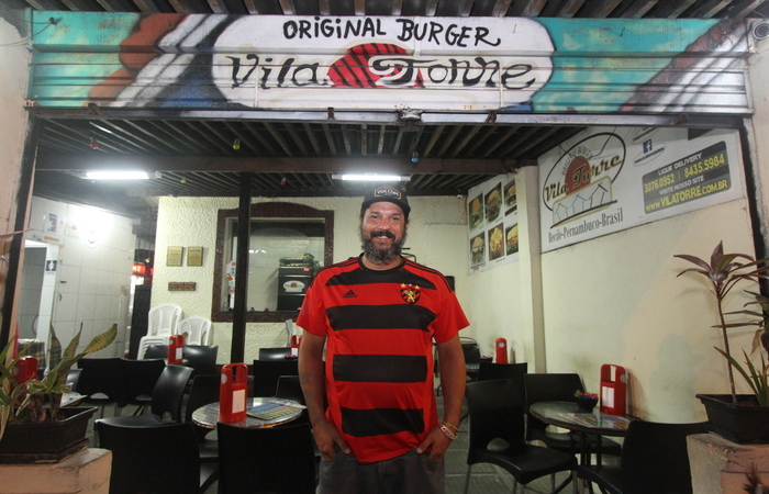 Leonardo escutou os pedidos e começou a vender também uma opção vegana para os clientes da sua casa. Foto: Nando Chiappetta/DP