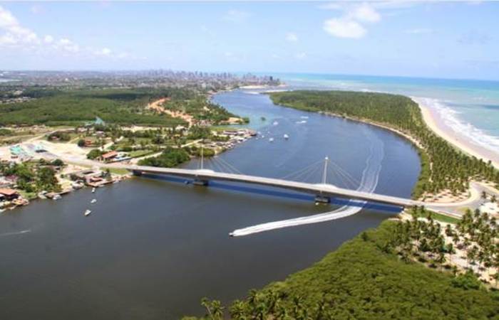 Pela Ponte do Paiva passam cerca de 350 mil usuários/mês/