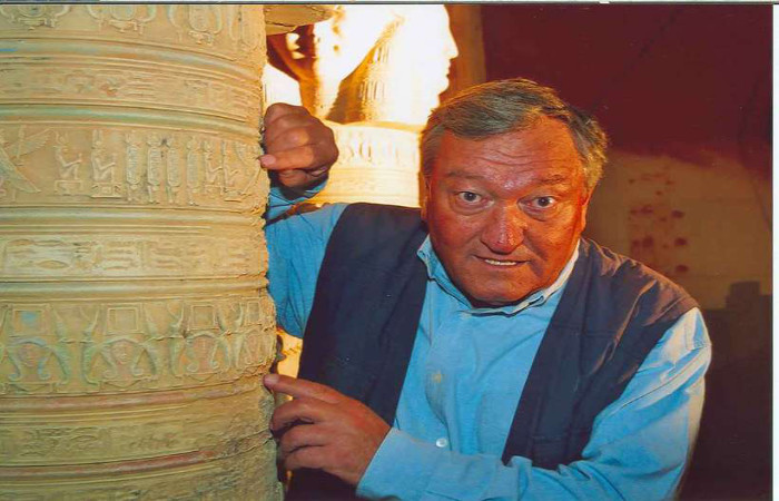 Para Erich von Däniken, autor de 'Eram os deuses astronautas?', a humanidade descende de seres inteligentes de outros planetas. Foto: Divulgação/