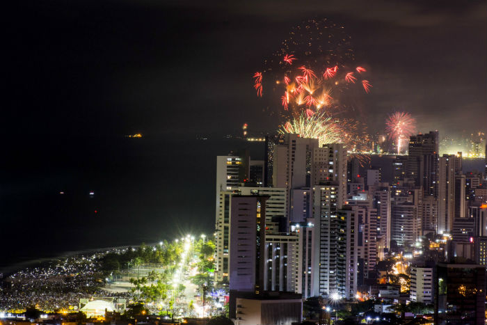 Ser&atilde;o quase 16 toneladas de fogos de artif&iacute;cios. Foto: Prefeitura do Recife/Divulga&ccedil;&atilde;o./
