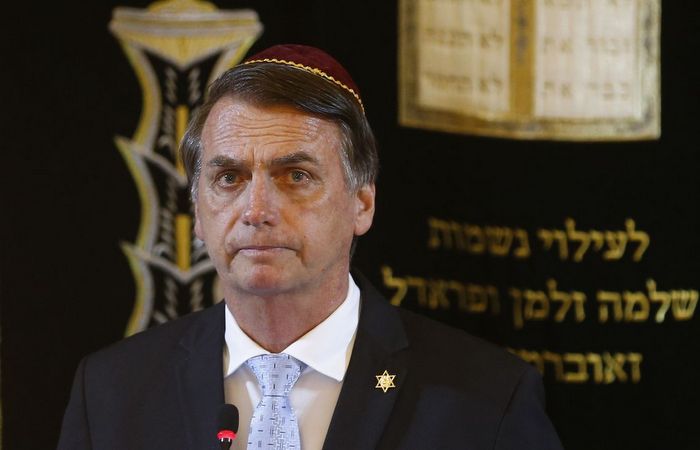 Bolsonaro usou exemplos do exterior e disse que os processos trabalhistas têm de tramitar na Justiça comum. Foto: Fernando Frazao/Agencia Brasil/