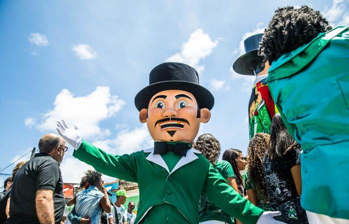 O mascote representa todas as crianças que vestem a fantasia do Homem da Meia-Noite para brincar o carnaval. Foto: Camila Pifano/Esp.DP/ O mascote representa todas as crianças que vestem a fantasia do Homem da Meia-Noite para brincar o carnaval. Foto: Camila Pifano/Esp.DP/