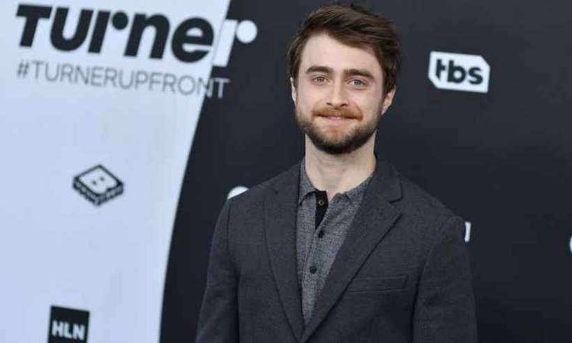 Daniel Radcliffe contou que algumas pessoas tentaram o ajudar, mas que ele parou de beber quando notou que isso o prejudicava. Foto: AFP/Angela Weiss/ Daniel Radcliffe contou que algumas pessoas tentaram o ajudar, mas que ele parou de beber quando notou que isso o prejudicava. Foto: AFP/Angela Weiss/