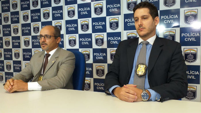 Delegado Ivaldo Pereira Diretor da DIM e o delegado Ramon Teixeira - 5&deg; DESEC Apipucos. Foto: Pol&iacute;cia Civil/