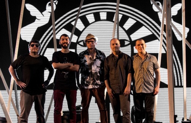 Mundo Livres S/A ser&aacute; uma das principais atra&ccedil;&otilde;es do festival. Foto: Divulga&ccedil;&atilde;o/